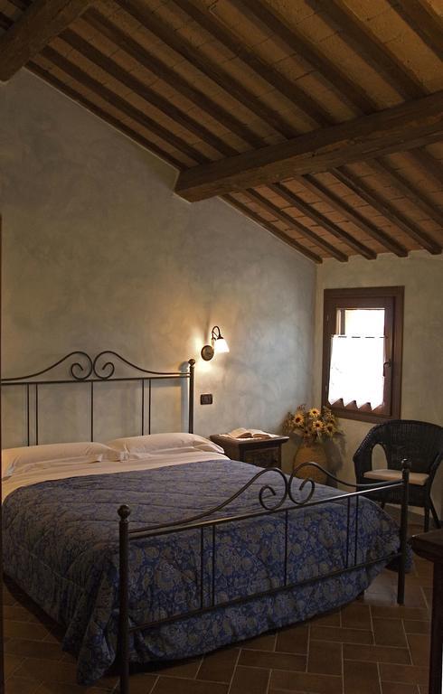Casale Belriguardo Bed & Breakfast *